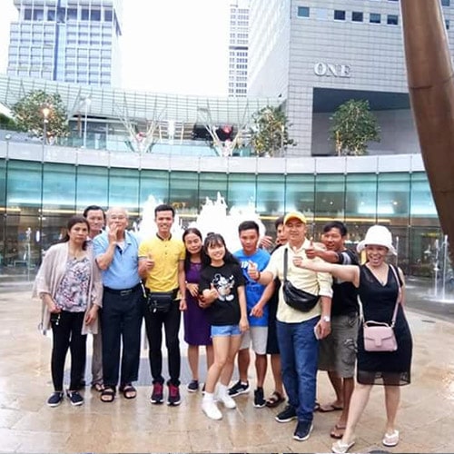 Gia đình A Tài (HCM) Tour đúng 4*, các dịch vụ đi kèm như xe đưa đón, ăn uống, điểm tham quan và đặc biệt hơn là HDV rất tuyệt vời, lần sau có đi du lịch chắc chắn sẽ tiếp tục chọn AZ tourist.